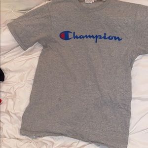 Champion T-shirt
